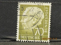 The listing is:(1)1954 Deutsche Dr. Theodor Heuss 70pf Postage Stamp-LH