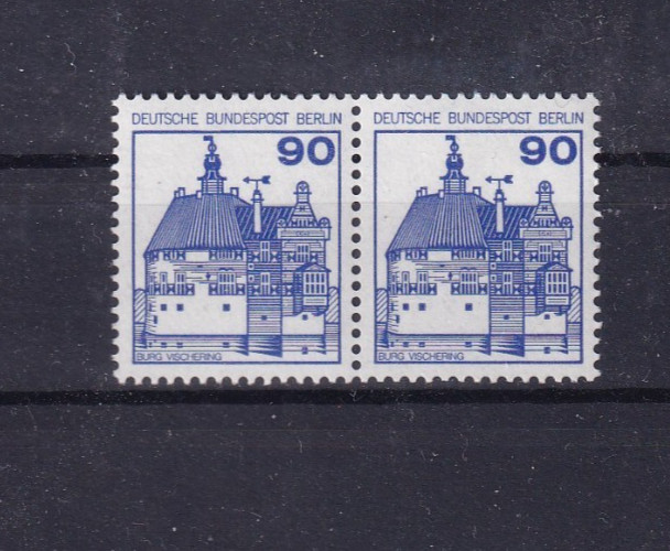 Berlin MNH ** 588 horizontal pair from Castles set
