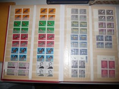 Stamp collection DDR East & West Germany in BRIEFMARKEN 16 page album Mint W