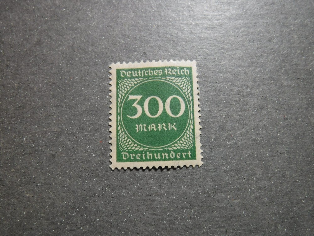 GERMANY 300 MARK 1923 UNUSED STAMP (24)