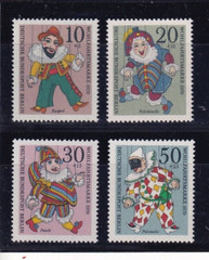 Berlin MNH ** 373-6 SC 9NB74-7 Puppets set