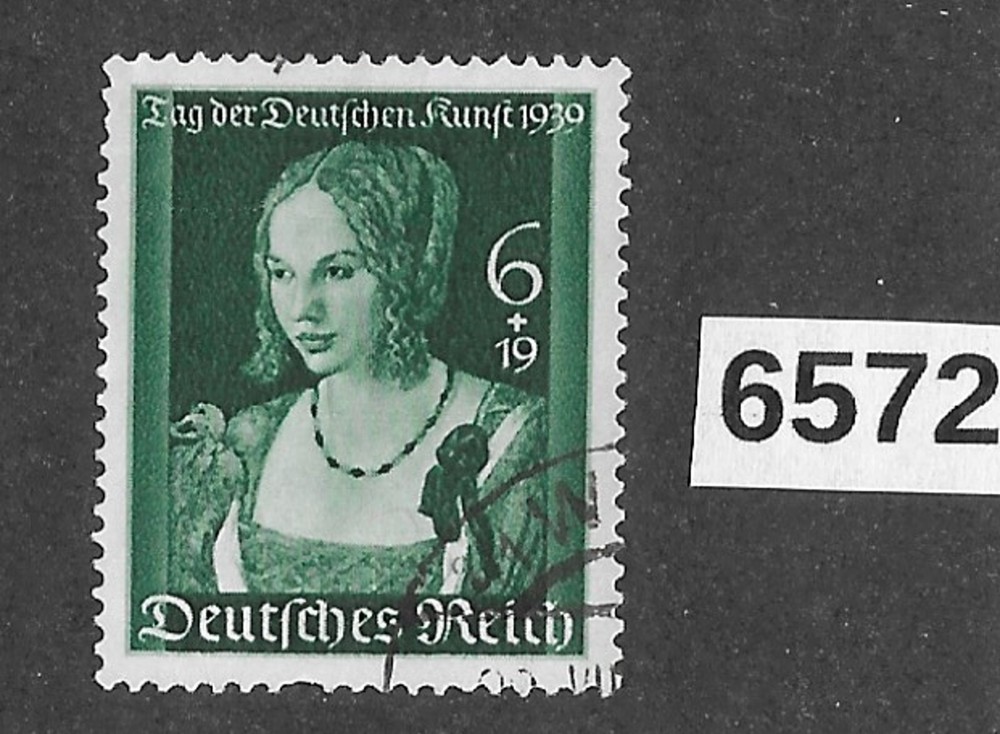 #6572 Used stamp B146 / 1939 Venetian woman Culture Fund / Germany Third Reich