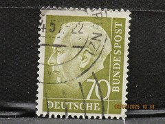 The listing is:(1)1954 Deutsche Dr. Theodor Heuss 70pf Postage Stamp-LH