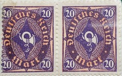 Deutsche Reich 1922 20 Mark Dark violet Blue/Dull Green Scott #196DD Uncancelled