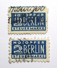 Germany Scott RA5 Notopfer 2 Berlin Steuermarke Postal Tax Revenue Stamps Pair