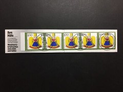GERMANY STAMP BOOKLET 1990 RED CROSS CHRISTMAS NOEL ROTES KREUZ RARE!! xa89