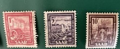 10 Saar Stamps From The 1950s: 1 MNH , 3 MH, 6 Cancelled