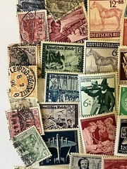 DEUTSCHES REICH – with WWII and Areas – Collection of 500 Stamps – MNH/Used