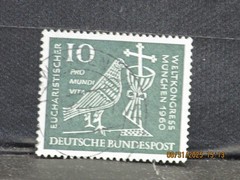 The listing:(1)1960 Deutsche Eucharistic World Congress 10 Pfg Postage Stamp-LH