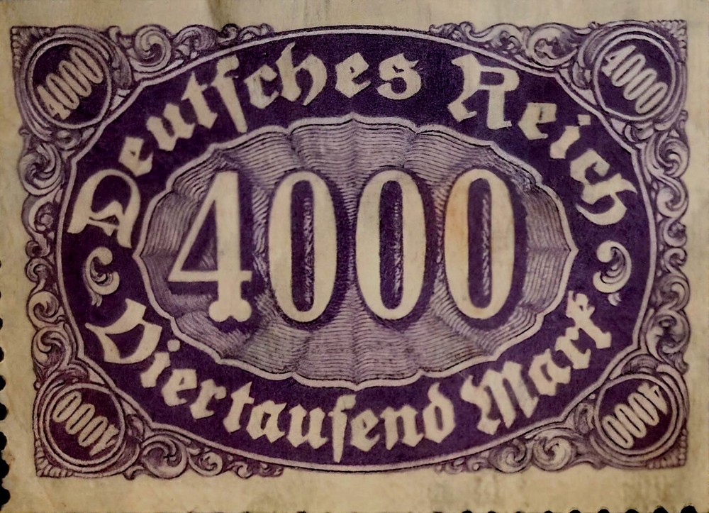 German 4000 Mark Stamp from 1922. Uncancelled