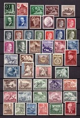 AM0382) Third Reich Lot MH Mint Hinged 1910 to 1945 with Hitler WW II, 6 scans