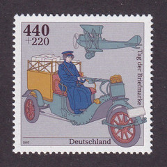 Bundesrepublik MNH ** 1947 Scott B819 Stamp Day single from SS