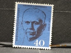 The listing:(1)1960 Deutsche GEORGE C. MARSHALL 40 Pfennig Postage Stamp-LH-POP