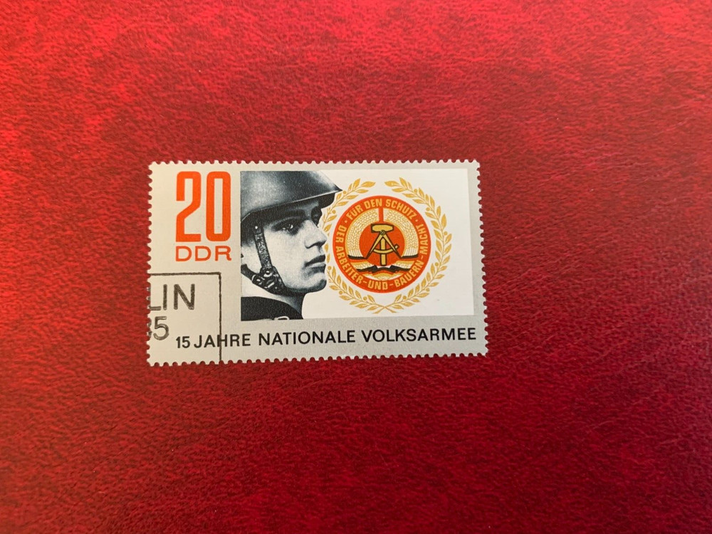 GERMANY EAST DDR 1971 USED NATIONAL PEOPLE’S ARMY SOLDIER & EMBLEM