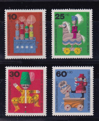 Berlin MNH ** 412-5 9NB83-6 Wooden Toys