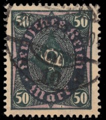 GERMANY 184 – Numeral and Post Horn „1921 Dark Green and Violet“ (pc13483)