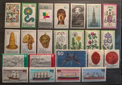 Germany 1977 Complete Year Set (no C/Ds) MNH