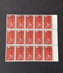 GERMANY DDR 1962 MNH Destruction Of Lidice BLOCK OF 15 STAMPS 20pf