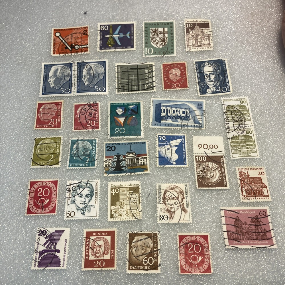 30 USED/Cancel mixed West Germany Deutsche Bundespost 1950-1990 Stamps. $1Ships.