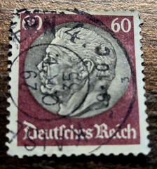 German Deutsches Reich Paul Von Hindenburg 16 Stamp Set – 1933