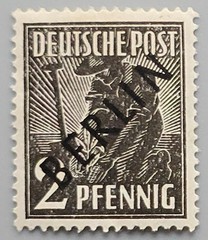 Germany Berlin 1948 BERLIN Black Overprint 2 Pfennig Deutsche Post Mint
