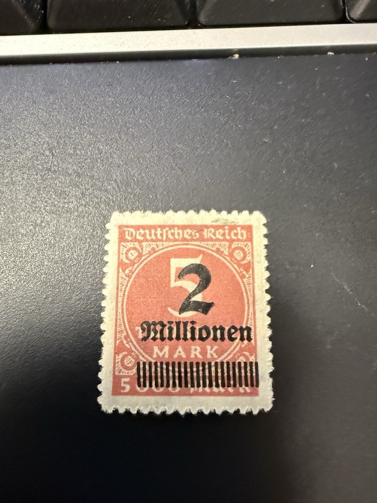 1923 German Deutsche Reich Stamp overprint 2 millionen over 5000 MNH