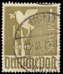 GERMANY 574 – Reaching for Peace Dove „1947 Olive“ (pc15648)