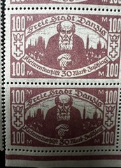 DANZIG-1923- SURCHARGE FOR THE POOR- BLOCKS- BROKEN CROSS ERROR- MNH