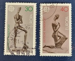 Michel No. DE805 and DE804 Europ. Sculptures, Set: Male and Female Nude