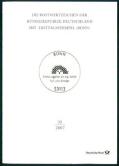 GERMANY FOLDER 2007/31 KINDER KIND CHILDREN IGEL BLÄTTER LAUB