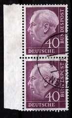 Bundle 188, O, 40 Pf. Heuss, Vertical Margin Pair