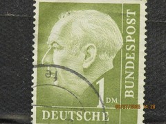 The listing is:(1)1954 Deutsche Dr. Theodor Heuss 1 DM Postage Stamp-LH