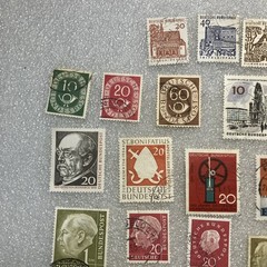 28 USED/Cancel mixed West Germany Deutsche Bundespost 1950-1990 Stamps. $1Ships.