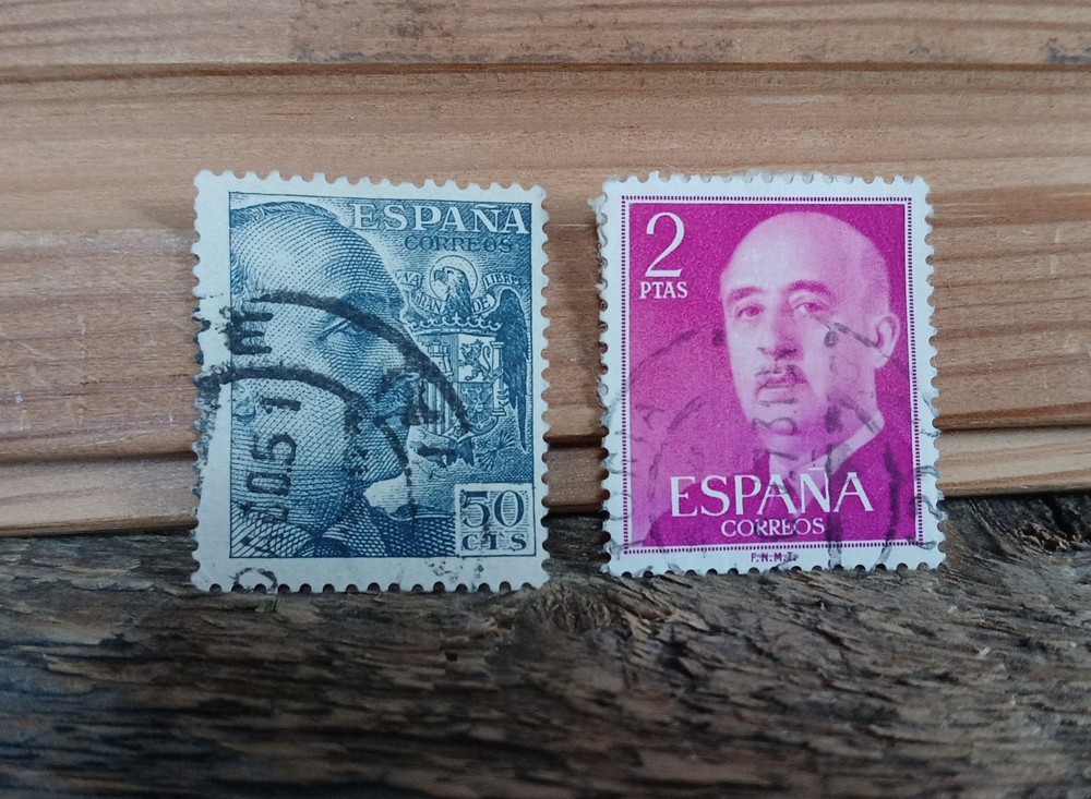 Stamps (lot) Espana/Spain Franco 50 CTS MNH & 2 Ptas MH Postage Used 1940s