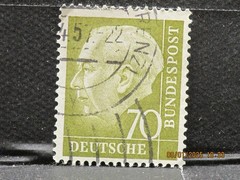 The listing is:(1)1954 Deutsche Dr. Theodor Heuss 70pf Postage Stamp-LH