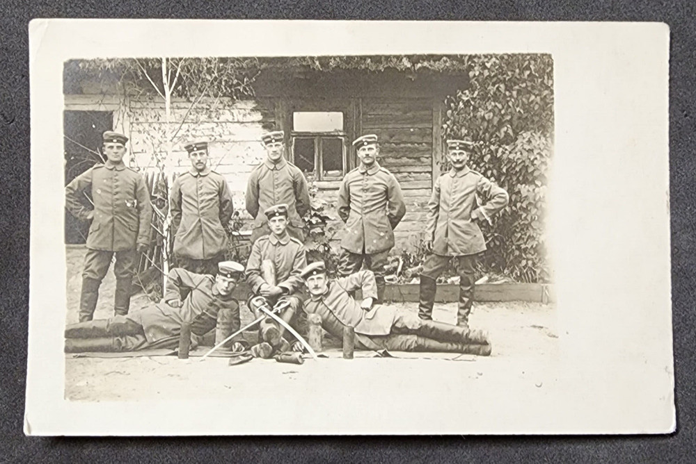 WW1 WWI Imperial German soldiers crossed swords Military war postcard 1917