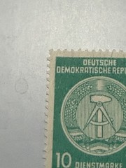 Vintage & UNUSED! 1952 Deutsche Demokratische Republik German Green Stamp!