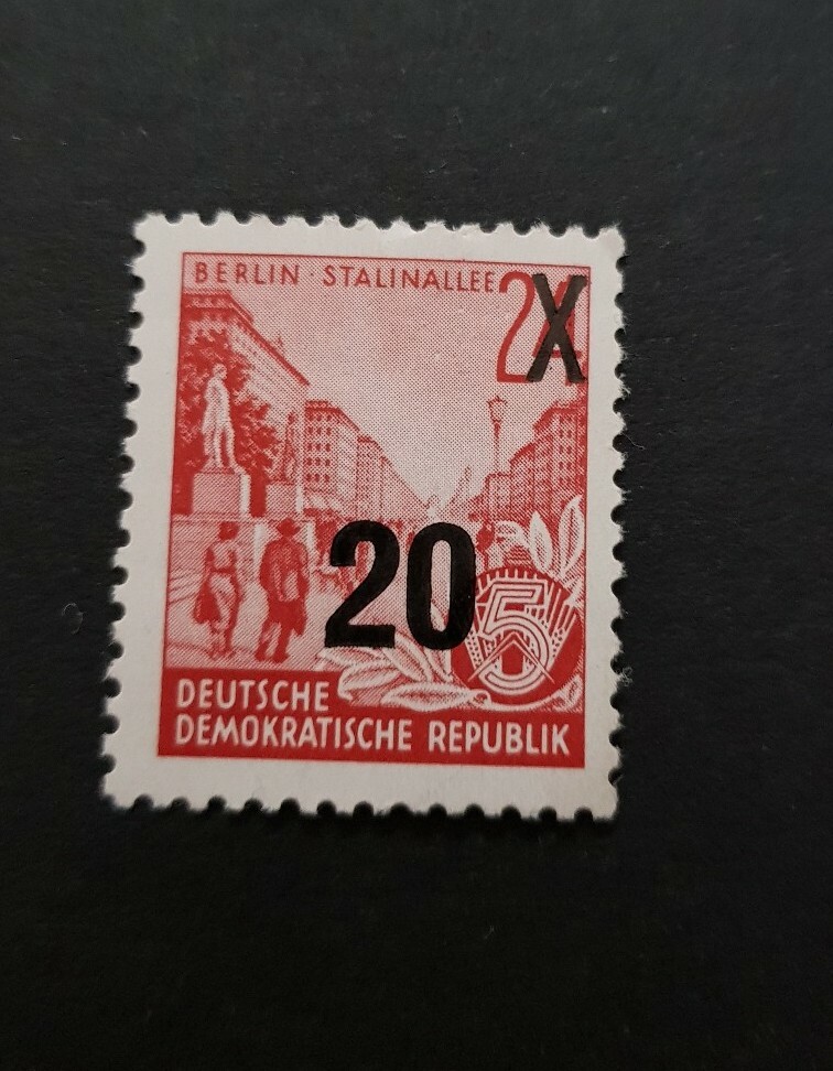 East Germany Stamp rare CARMINE RED „E over T „Litho 1954 issued in error