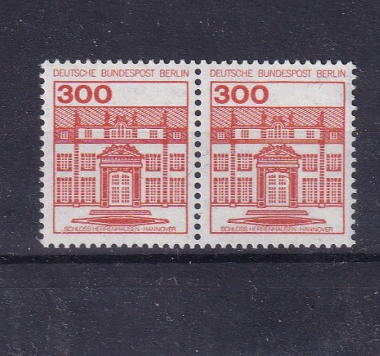 Berlin MNH ** 677 horizontal pair from Castles set