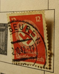 Germany Deutsche Reich 12pf Watermarked Stamp Red Dienst marken circa1934  