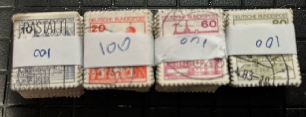 GERMANY 🇩🇪 4 BUNDLES OF 100+/- CASTLE DEFINITIVE 10, 20, 60, 80pf 1190