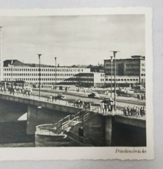 Frankfurt am Main/Friedensbrucke – Downtown – Real Photo Post Card Un-Posted