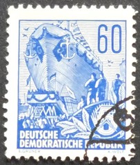 Germany DDR – 1958 Scott 256 Ship Launching Scene Blue 60pf – Stamp