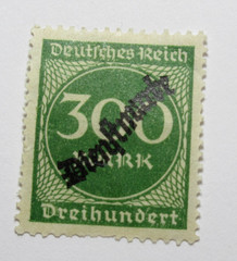 Germany Official Stamp Sc O26 Dienstmarke Overprint on 300 Mark Unused NG