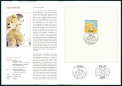 GERMANY FOLDER 2010/31 CHILDREN CHILD TEDDY BEAR