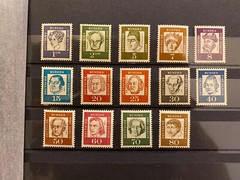 GERMANY- BERLIN – 1961 famous men 14 stamps MNH