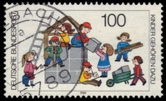 GERMANY 1587 – Child Welfare „Children at Play“ (pf99895)