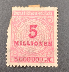 1920’s German Deutsches Reich Rare Stamp 5 Millionen (Uncancelled)