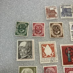 28 USED/Cancel mixed West Germany Deutsche Bundespost 1950-1990 Stamps. $1Ships.