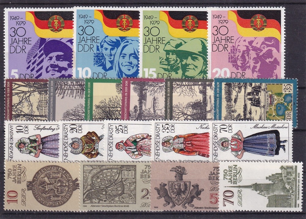 DDR MNH ** Sets (15)
